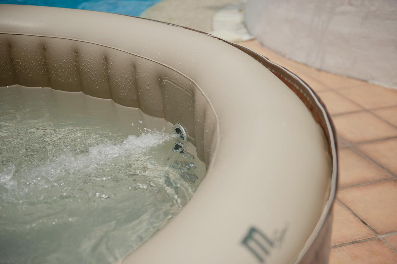 Vedligehold af oppustelig spa